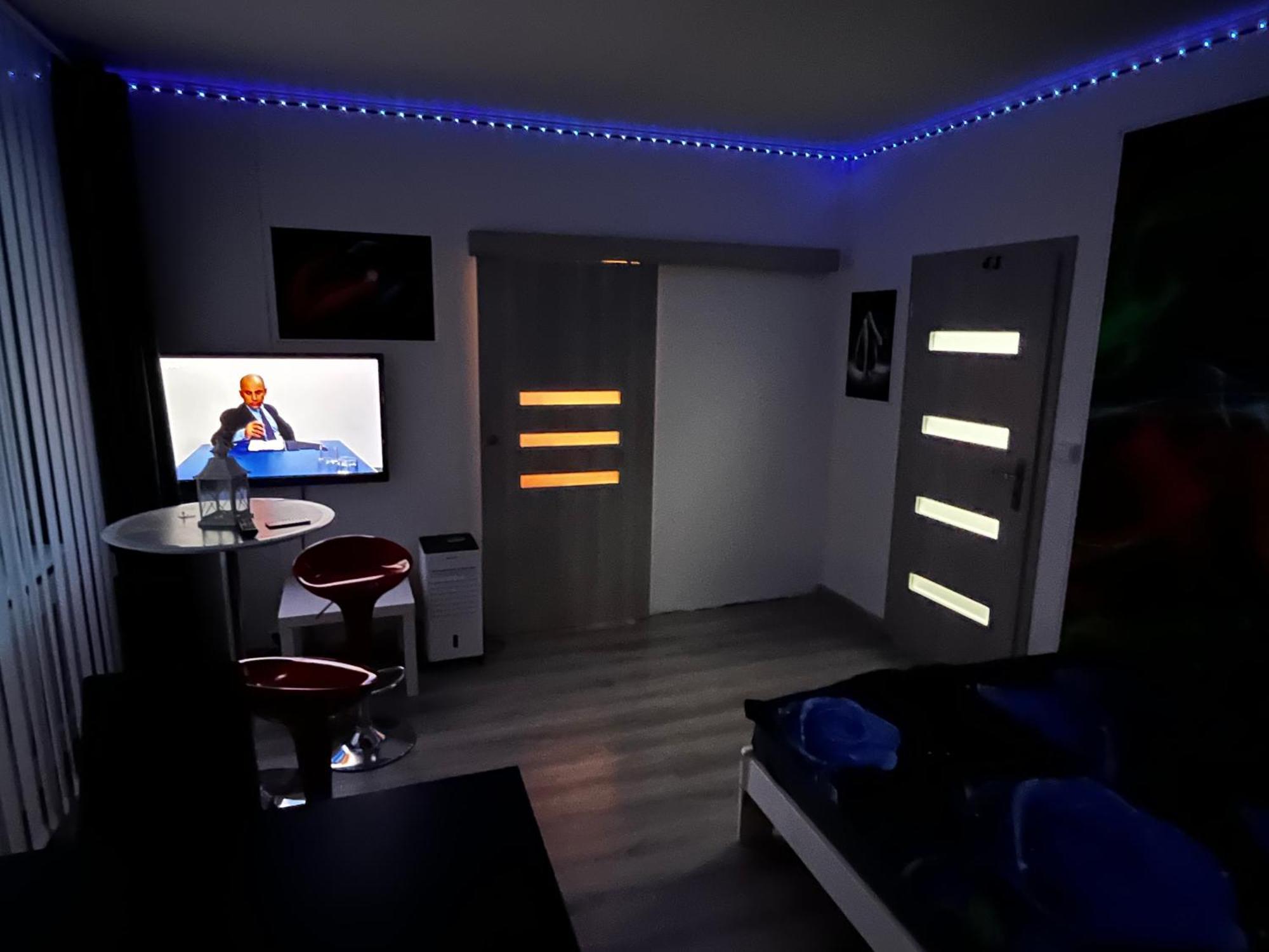 Monfas Apartment Barrandov Прага Экстерьер фото